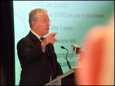 NZ Finance Minister Dr Michael Cullen briefs journalists on this year's Budget this morning.